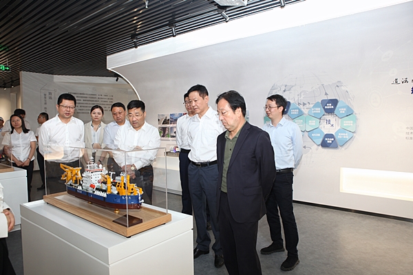 1598001290811315.jpg 01.jpg